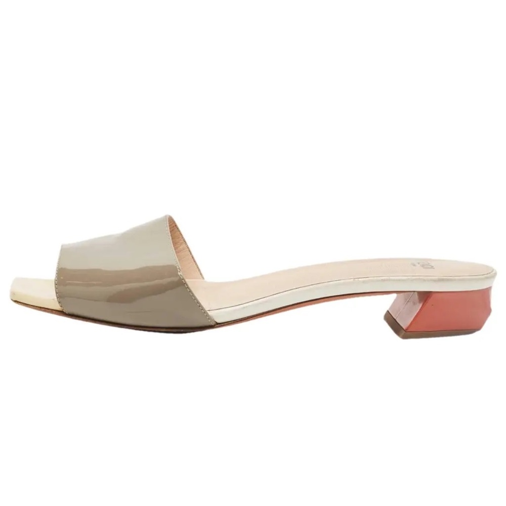 Fendi Taupe and orangePatent Leather Sandals with a funky vibe. - Picture 4 of 13